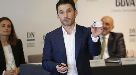 azanza Eduardo Azanza es un firme defensor del desarrollo de una identidad confiable en entornos digitales.