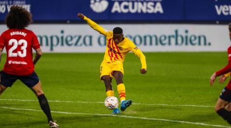 Ilaix Moriba en el partido que enfrentó al F.C. Barcelona contra Osasuna en la temporada 21/22 Ilaix Moriba en el partido que enfrentó al F.C. Barcelona contra Osasuna en la temporada 21/22