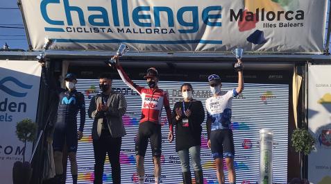 Wellens gana el Trofeo Serra de Tramuntana en un polémico esprint con Valverde Wellens gana el Trofeo Serra de Tramuntana en un polémico esprint con Valverde