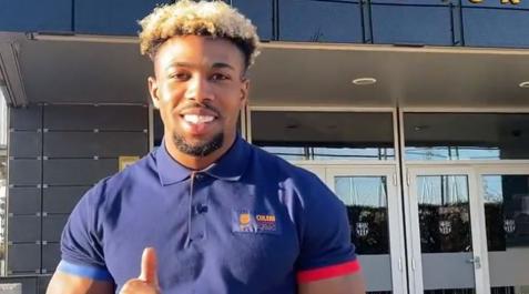Adama Traoré en el vídeo de presentación como nuevo jugador del Barcelona Adama Traoré en el vídeo de presentación como nuevo jugador del Barcelona