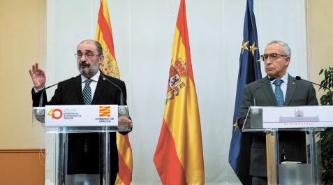 Javier Lambán (izda.), presidente de Aragón, junto al presidente del COE, Alejandro Blanco. Javier Lambán (izda.), presidente de Aragón, junto al presidente del COE, Alejandro Blanco.