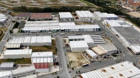 ARETA Heridos dos trabajadores en sendos accidentes laborales en Huarte y Caparroso