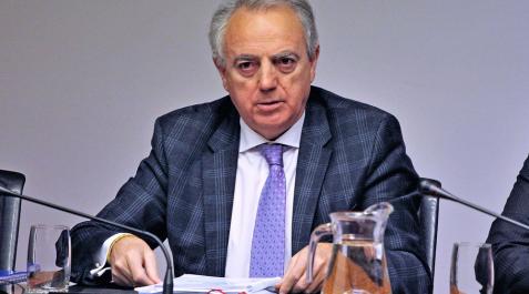 Miguel Sanz Miguel Sanz, en una comparecencia en el Parlamento de Navarra