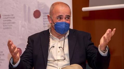 Ignacio López Goñi Ignacio López Goñi, durante su diálogo con Carlos Artundo