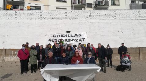 gridillas Rueda de prensa ofrecida por los vecinos de San Jorge