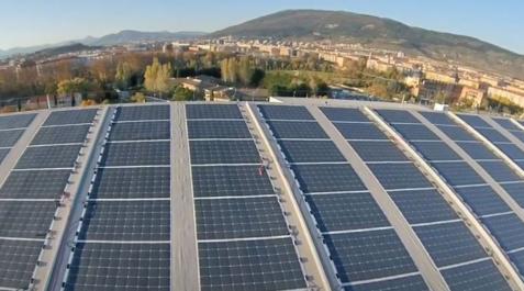 Una instalación fotovoltaica situada en Pamplona Una instalación fotovoltaica situada en Pamplona