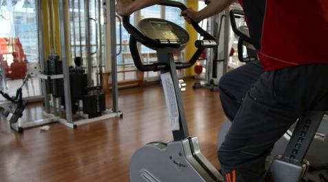 Un gimnasio Un gimnasio