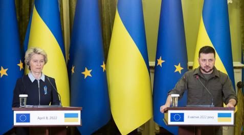 VON-DER-LEYEN-ZELENSKI Conferencia de prensa conjunta de la presidenta de la Comisión de la UE, Ursula von der Leyen, y el presidente de Ucrania, Volodymyr Zelensky,en Kiev