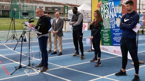 Imagen de la presentación de una competición de reducción de residuos entre ayuntamientos en el estadio Larrabide de Pamplona Imagen de la presentación de una competición de reducción de residuos entre ayuntamientos en el estadio Larrabide de Pamplona
