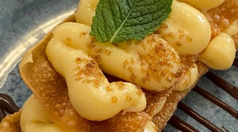 El postre elaborado con crema pastelera de espárragos del restaurante Topero El postre elaborado con crema pastelera de espárragos del restaurante Topero