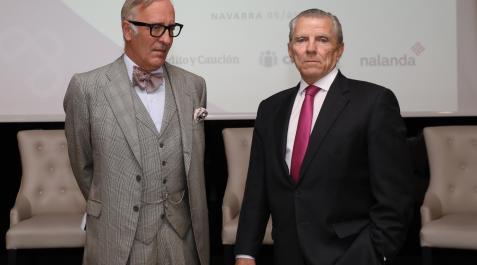 Lorenzo Bernaldo de Quiros y Manuel Conthe protagonizaron el jueves en Pamplona la VI edición de ciclo Diálogos para el Desarrollo