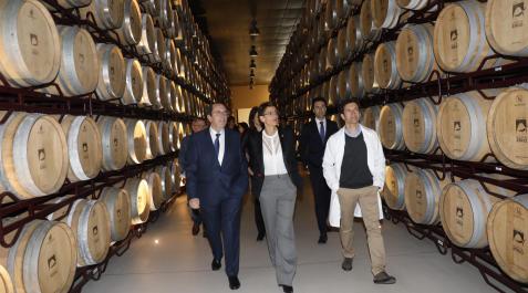 María Chivite visita las instalaciones de la bodega Marqués del Atrio María Chivite visita las instalaciones de la bodega Marqués del Atrio