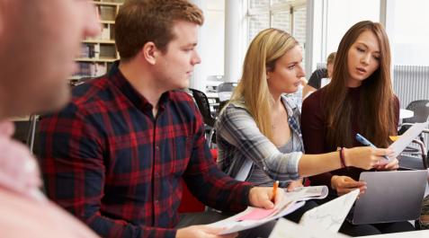 71235576_l El proceso de selección está ya en marcha y se pueden mandar las candidaturas en el portal www.talentojovenavarra.es.
