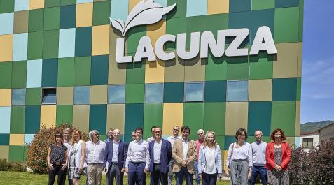 ANEL y la Asociación de Empresas de Sakana suscriben un acuerdo para reforzar el tejido industrial de la comarca ANEL y la Asociación de Empresas de Sakana suscriben un acuerdo para reforzar el tejido industrial de la comarca