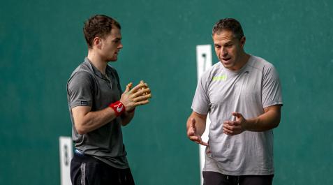 Unai Laso y Aimar Olaizola, el miércoles por la mañana en el Labrit.