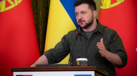 Zelenski El presidente ucraniano Zelenski durante la rueda de prensa en Kiev tras reunirse con su homólogo portugués