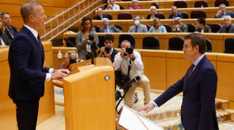 Feijoo-senado El líder del PP, Alberto Núñez Feijóo, promete acatar la Constitución ante el presidente del Senado, Ander Gil