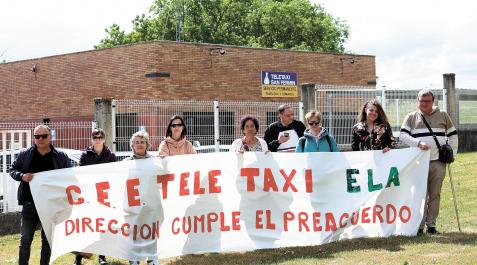 protesta teletaxi Concentración de trabajadores de Teletaxi San Fermín