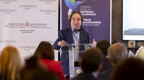 Amós García Rojas, presidente de la Asociación Española de Vacunología, en el Congreso Estatal de Empresas Saludables Amós García Rojas, presidente de la Asociación Española de Vacunología, ha ofrecido una ponencia inaugural en el Congreso Estatal de Empresas Saludables, en Gorraiz