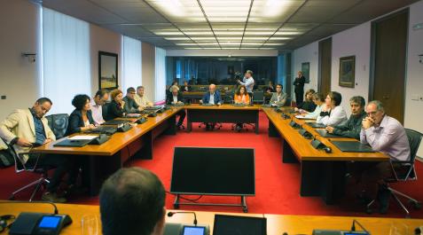 Parlamento de Navarra Parlamento de Navarra