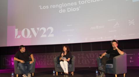 De izda. a dcha., Adrián Guerra, Teresa Montoro (AICE) y Oriol Paulo De izda. a dcha., Adrián Guerra, Teresa Montoro (AICE) y Oriol Paulo