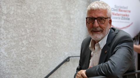 El filósofo Gregorio Luri Medrano (Azagra, 1955), ayer por la tarde en Civivox Condestable, donde impartió una conferencia Gregorio Luri
