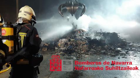 Incendio en la empresa de Servicios Ecológicos de Navarra Incendio