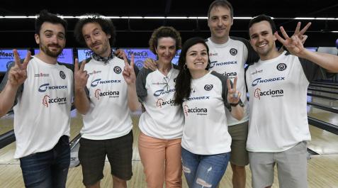 NordexBowling Equipo de Nordex en la competición de bolos
