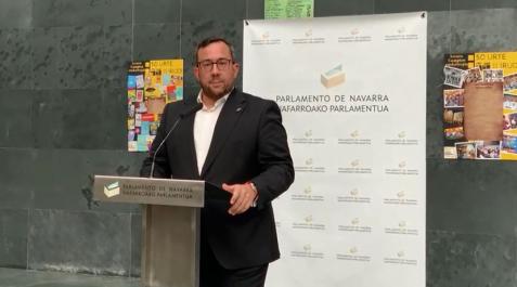 Remirez valora el estado de los cuatro incendios de Navarra Remirez valora el estado de los cuatro incendios de Navarra