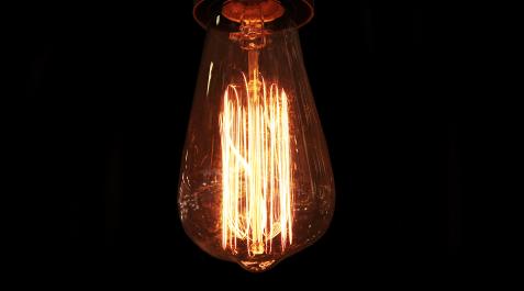 132087334_l De 14h a 15h será el momento del día cuando la luz esté hoy más barata.