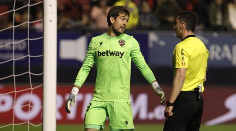 Aitor Aitor Fernández, en un partido en El Sadar