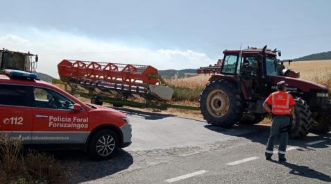 agricultor-detenido La Policía Foral ha detenido a un agricultor cosechando en Los Arcos pese a la prohibición del Gobierno foral