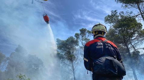 incendio el perdón Labores de extinción en la zona de El Perdón.