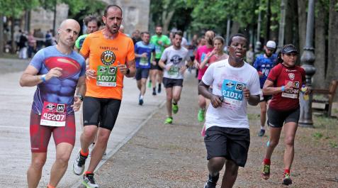 Participantes en la edición de 2019 por La Taconera San Fermín Marathon
