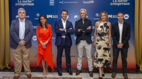 De izquierda a derecha, Tito Navarro (Brandok Business Events), Isabel Moreno (CaixaBank), Luis Miguel García (Larauto), Luis Ilundáin, (Viguetas Navarra), Alicia Nicolás (Diario de Navarra) y Miguel Sabalza (M2 Eventos) De izquierda a derecha, Tito Navarro (Brandok Business Events), Isabel Moreno (CaixaBank), Luis Miguel García (Larauto), Luis Ilundáin, (Viguetas Navarra), Alicia Nicolás (Diario de Navarra) y Miguel Sabalza (M2 Eventos)