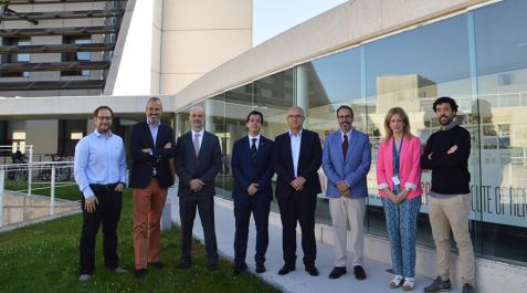 AytoCENER Autoridades del Ayuntamiento de Pamplona y representantes de CENER tras la firma del convenio