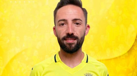 MioralesVilla José Luis Morales, en la imagen publicada por el Villarreal anunciando su fichaje en redes sociales