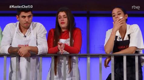 Los concursantes no pueden contener las lágrimas durante la última expulsión Los concursantes no pueden contener las lágrimas durante la última expulsión