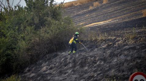 IBadostain Extinción de incendio en terrenos de Badostáin