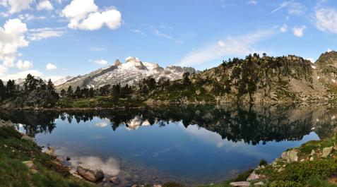 El lago Gourg de Rabas en el macizo de Néouvielle. Author provided (no reuse) El lago Gourg de Rabas en el macizo de Néouvielle