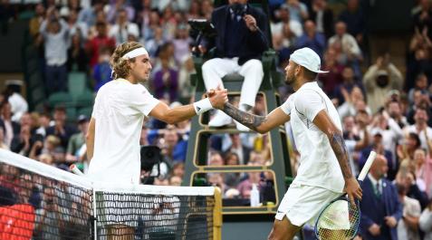 wimbledon Tsitsipas y Kyrgios se saludan tras su partido