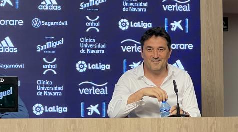 braulio vázquez Braulio Vázquez, durante la rueda de prensa de presentación de Rubén Peña