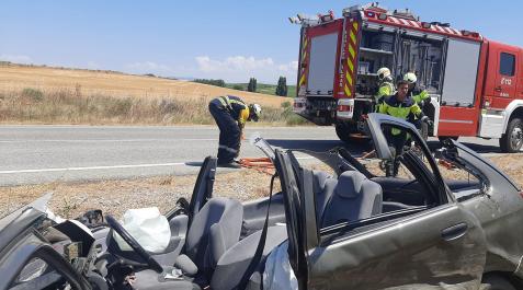 accidente Estado en el que quedó el vehículo tras la descarcelación de la persona trasladada