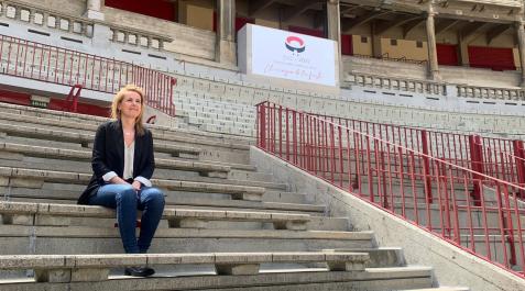 Arantxa Jiménez en su localidad, donde se sentó hace dos meses para grabar un video con la Casa de Misericordia Arantxa Jiménez en su localidad, donde se sentó hace dos meses para grabar un video con la Casa de Misericordia