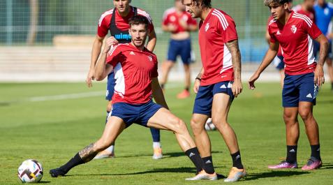 Entrenamiento David García, que sigue entrenando en Tajonar, es uno de los nombres que recurrentemente asoman en las agendas de varios clubes