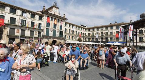 Mayores de Tudela Los mayores de Tudela aguardan la fiesta