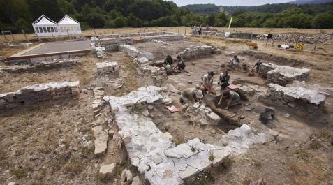 Yacimiento arqueológico de Zaldúa Los voluntarios de la Sociedad de Ciencias Aranzadi han centrado su investigación desde 2017 en las termas públicas de la civilización romana.