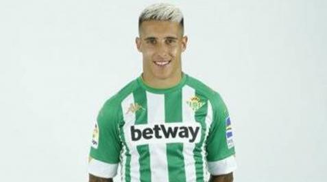 Tello durante su etapa en el Real Betis Tello durante su etapa en el Real Betis