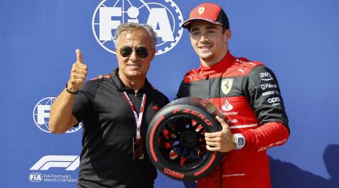 French Grand Prix (35311691) Charles Leclerc celebra su pole junto al expiloto Jean Alesi