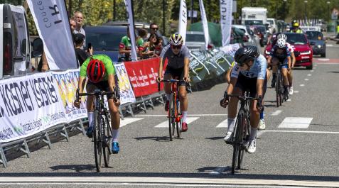 Fotos de la segunda etapa de la Vuelta a Pamplona.